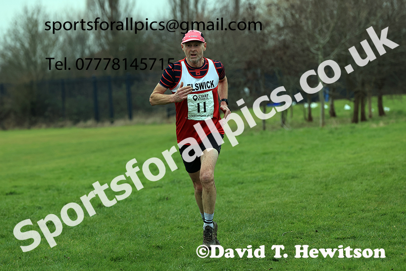 Mens 35s to 64s and, 2025 NEMAA Cross Country Champs., Acklam, Middlesbrough. Photo: David T. Hewitson/Sports for All Pics